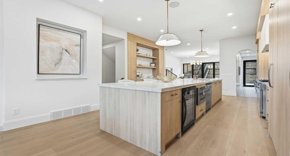 2009 28 Avenue, Calgary, Alberta T2T 1K4, 4 Bedrooms Bedrooms, ,5 BathroomsBathrooms,Residential,For Sale,28,A2285994