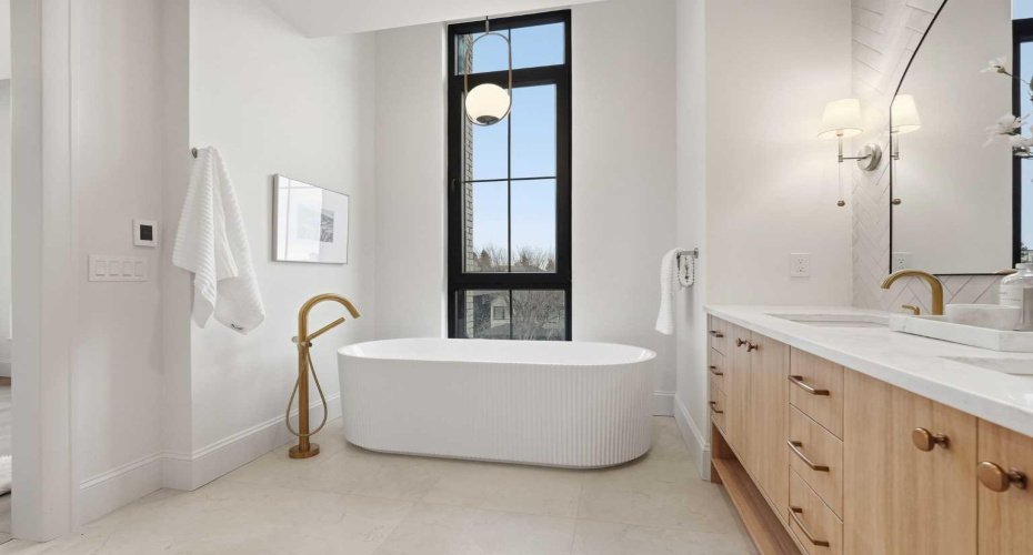 2009 28 Avenue, Calgary, Alberta T2T 1K4, 4 Bedrooms Bedrooms, ,5 BathroomsBathrooms,Residential,For Sale,28,A2285994