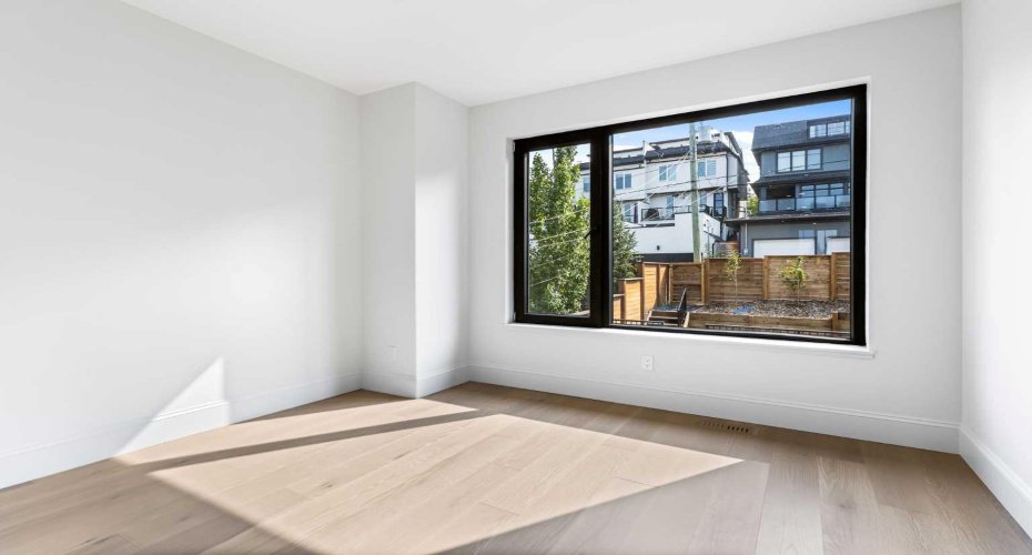 2009 28 Avenue, Calgary, Alberta T2T 1K4, 4 Bedrooms Bedrooms, ,5 BathroomsBathrooms,Residential,For Sale,28,A2285994