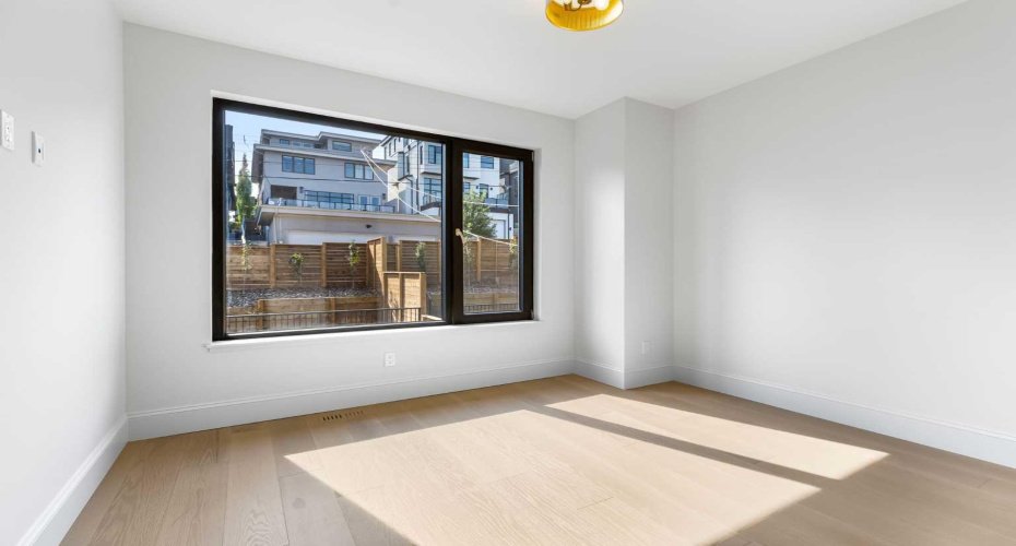 2011 28 Avenue, Calgary, Alberta T2T 1K4, 4 Bedrooms Bedrooms, ,5 BathroomsBathrooms,Residential,For Sale,28,A2286000