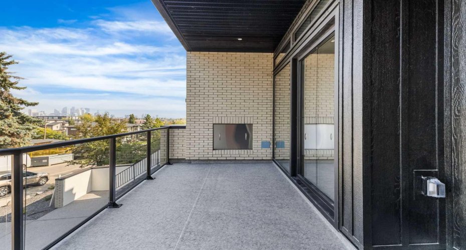 2011 28 Avenue, Calgary, Alberta T2T 1K4, 4 Bedrooms Bedrooms, ,5 BathroomsBathrooms,Residential,For Sale,28,A2286000