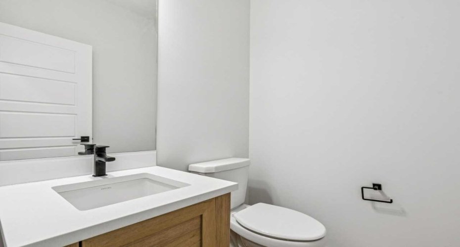 144 Hotchkiss Common, Calgary, Alberta T3S0N8, 4 Bedrooms Bedrooms, ,3 BathroomsBathrooms,Residential,For Sale,Hotchkiss,A2286016