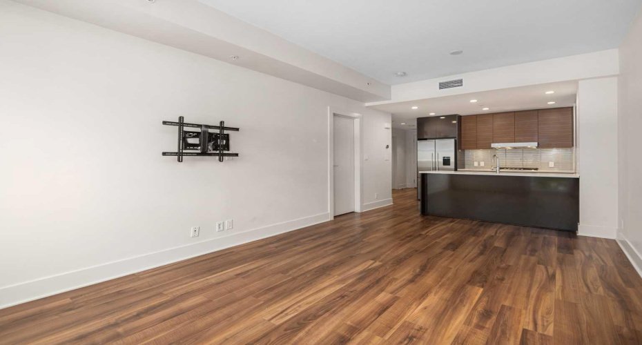 46 9 Street, Calgary, Alberta T2E7Y1, 1 Bedroom Bedrooms, ,1 BathroomBathrooms,Residential,For Sale,9,A2286021