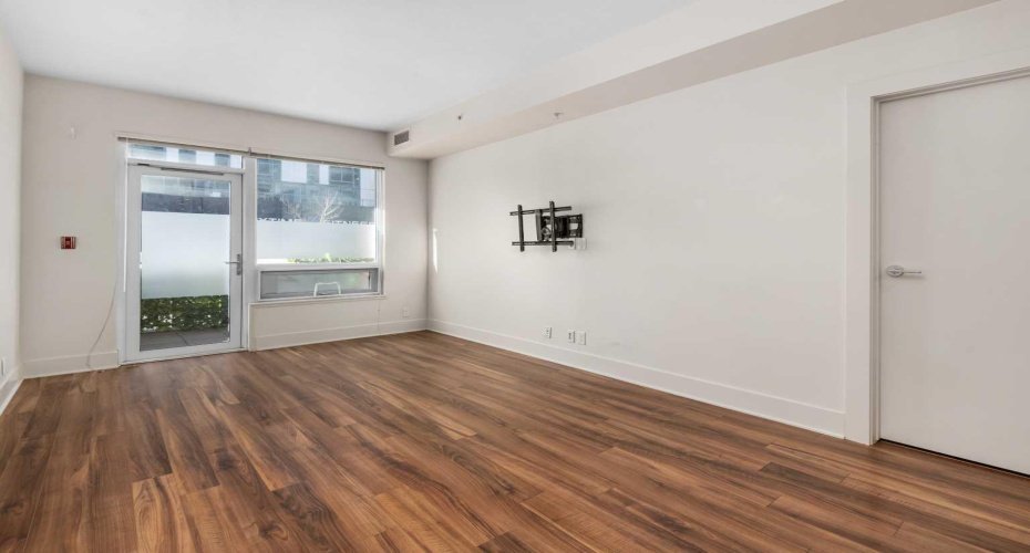 46 9 Street, Calgary, Alberta T2E7Y1, 1 Bedroom Bedrooms, ,1 BathroomBathrooms,Residential,For Sale,9,A2286021