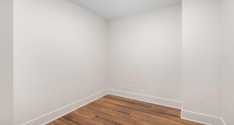 46 9 Street, Calgary, Alberta T2E7Y1, 1 Bedroom Bedrooms, ,1 BathroomBathrooms,Residential,For Sale,9,A2286021