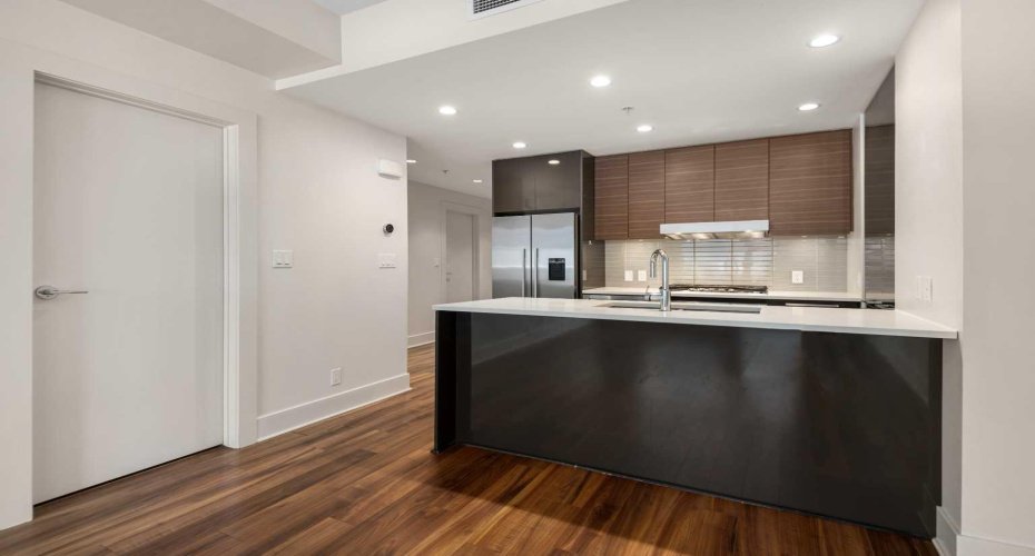 46 9 Street, Calgary, Alberta T2E7Y1, 1 Bedroom Bedrooms, ,1 BathroomBathrooms,Residential,For Sale,9,A2286021