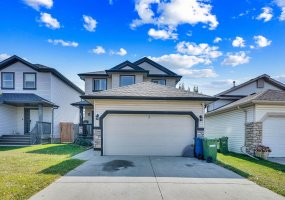 531 Stonegate Road, Airdrie, Alberta T4B 2Z9, 3 Bedrooms Bedrooms, ,3 BathroomsBathrooms,Residential,For Sale,Stonegate,A2286037