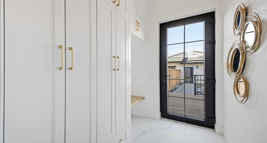 1427 26A Street, Calgary, Alberta T3C 1K9, 5 Bedrooms Bedrooms, ,4 BathroomsBathrooms,Residential,For Sale,26A,A2286048