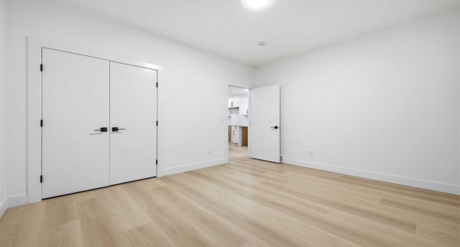 1427 26A Street, Calgary, Alberta T3C 1K9, 5 Bedrooms Bedrooms, ,4 BathroomsBathrooms,Residential,For Sale,26A,A2286048