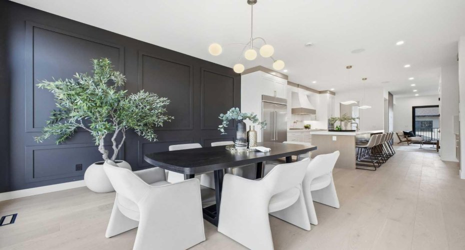 1427 26A Street, Calgary, Alberta T3C 1K9, 5 Bedrooms Bedrooms, ,4 BathroomsBathrooms,Residential,For Sale,26A,A2286048