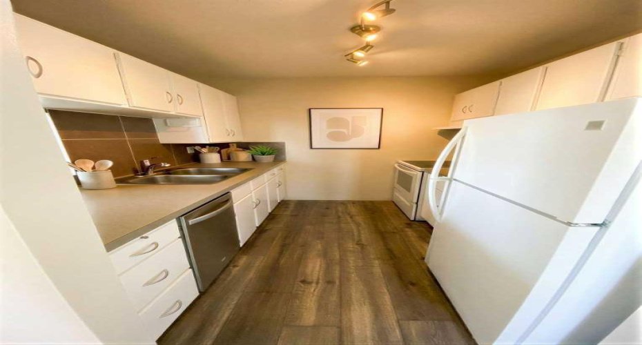 10120 Brookpark Boulevard, Calgary, Alberta T2W 3G3, 2 Bedrooms Bedrooms, ,1 BathroomBathrooms,Residential,For Sale,Brookpark,A2286095