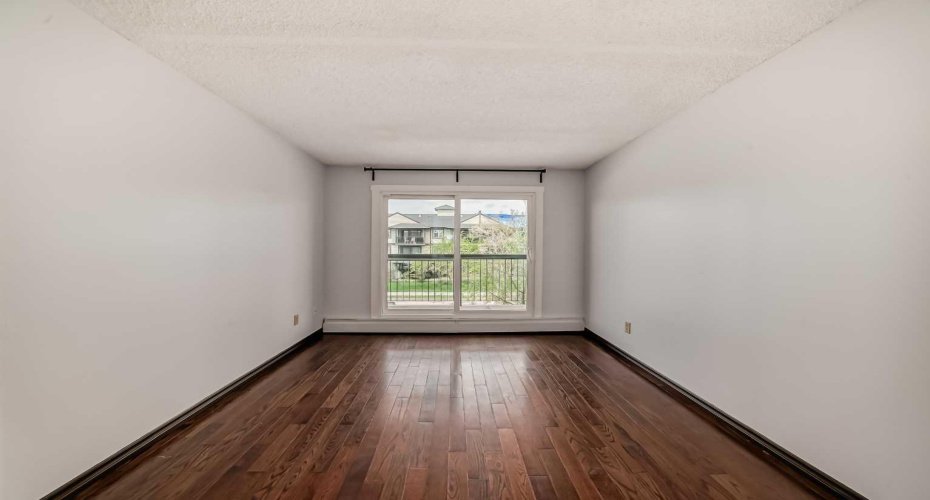 1613 11 Avenue, Calgary, Alberta T3C 0N3, 1 Bedroom Bedrooms, ,1 BathroomBathrooms,Residential,For Sale,11,A2259885