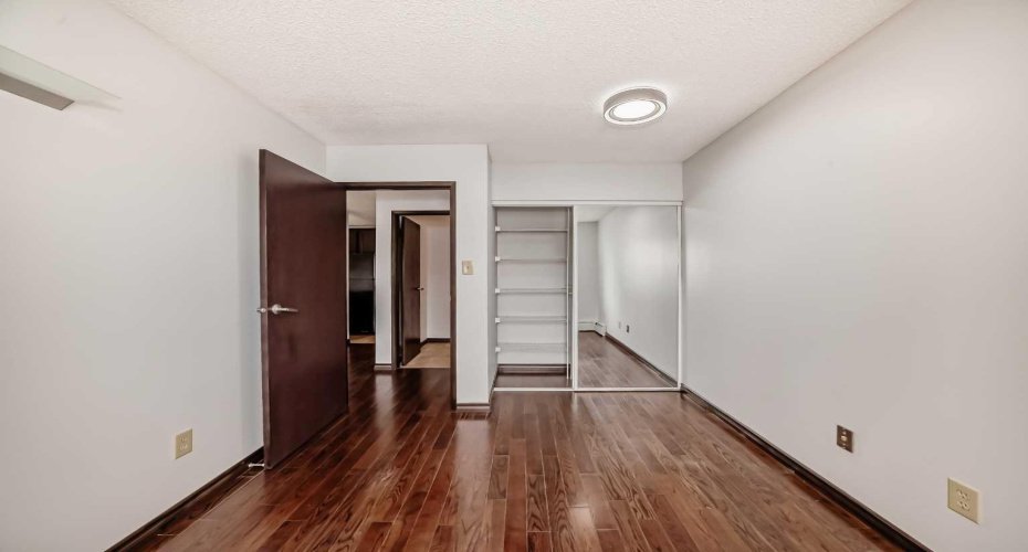 1613 11 Avenue, Calgary, Alberta T3C 0N3, 1 Bedroom Bedrooms, ,1 BathroomBathrooms,Residential,For Sale,11,A2259885