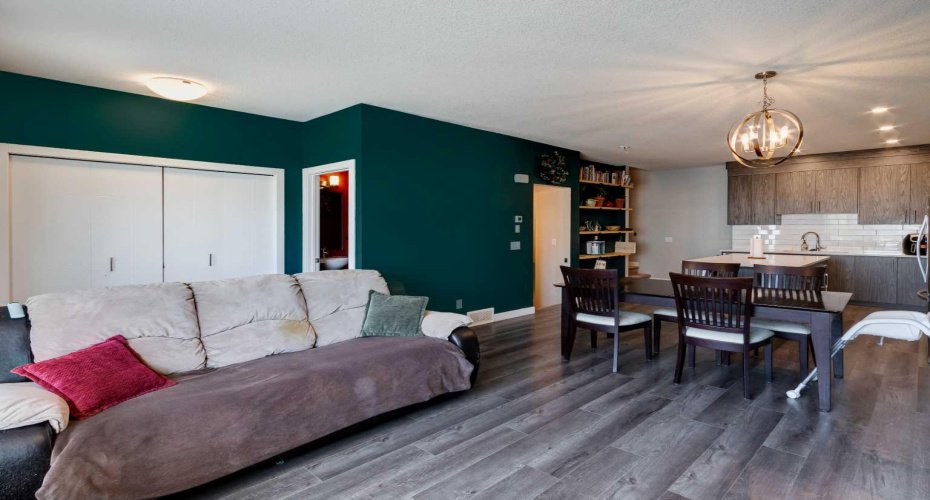 105 Redstone Crescent, Calgary, Alberta T3N1M4, 3 Bedrooms Bedrooms, ,4 BathroomsBathrooms,Residential,For Sale,Redstone,A2275918