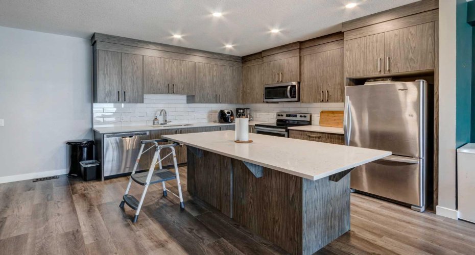 105 Redstone Crescent, Calgary, Alberta T3N1M4, 3 Bedrooms Bedrooms, ,4 BathroomsBathrooms,Residential,For Sale,Redstone,A2275918