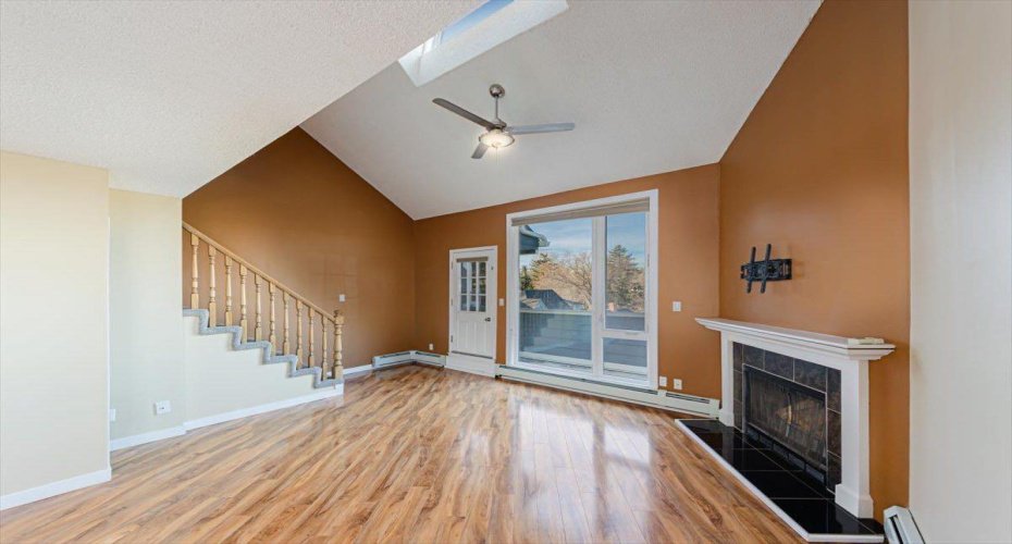Pinnacle Staircase to Loft
