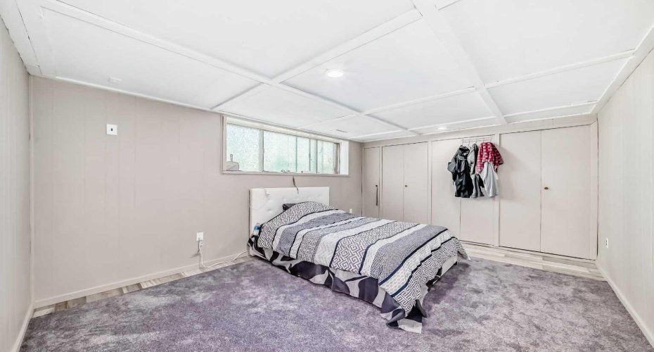 627 Fortalice Crescent, Calgary, Alberta T2A2C8, 4 Bedroom Bedrooms, 0 ,2 BathroomBathrooms,Residential,For Sale,Fortalice,0,A2286433