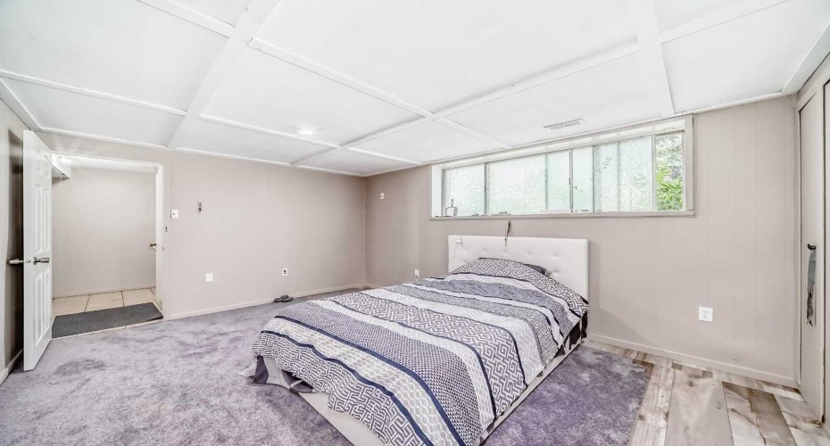 627 Fortalice Crescent, Calgary, Alberta T2A2C8, 4 Bedroom Bedrooms, 0 ,2 BathroomBathrooms,Residential,For Sale,Fortalice,0,A2286433