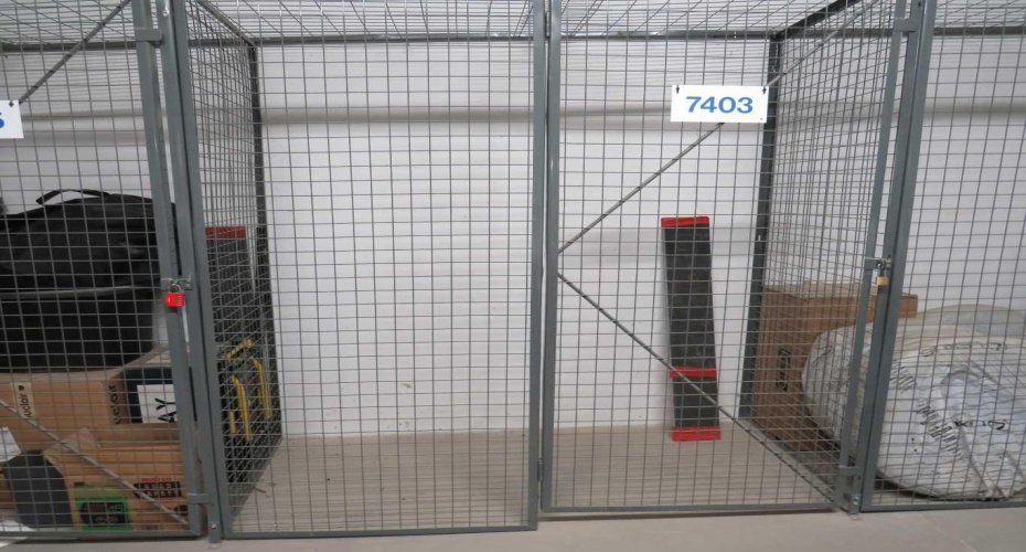 Storage locker