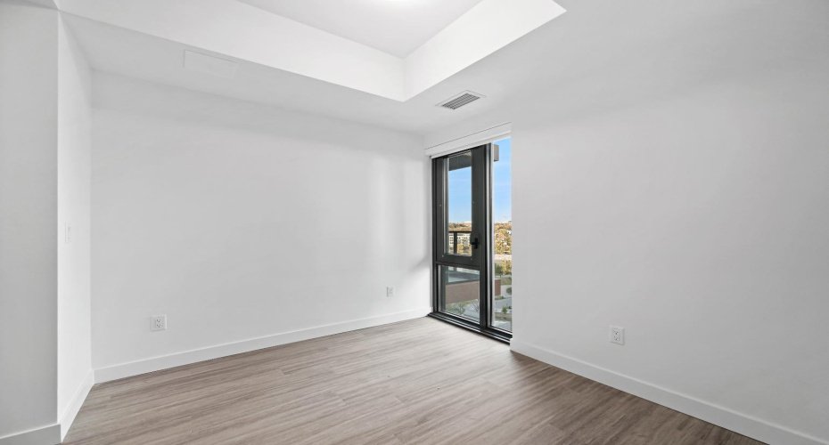 730 2 Avenue, Calgary, Alberta T2P 1R8, 2 Bedrooms Bedrooms, ,2 BathroomsBathrooms,Residential,For Sale,2,A2286079