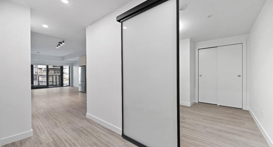 730 2 Avenue, Calgary, Alberta T2P 1R8, 2 Bedrooms Bedrooms, ,2 BathroomsBathrooms,Residential,For Sale,2,A2286079