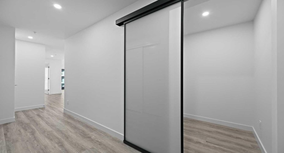 730 2 Avenue, Calgary, Alberta T2P 1R8, 2 Bedrooms Bedrooms, ,2 BathroomsBathrooms,Residential,For Sale,2,A2286080