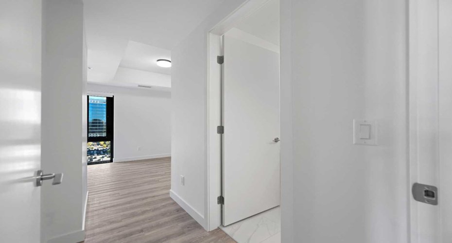 730 2 Avenue, Calgary, Alberta T2P 1R8, 2 Bedrooms Bedrooms, ,2 BathroomsBathrooms,Residential,For Sale,2,A2286080