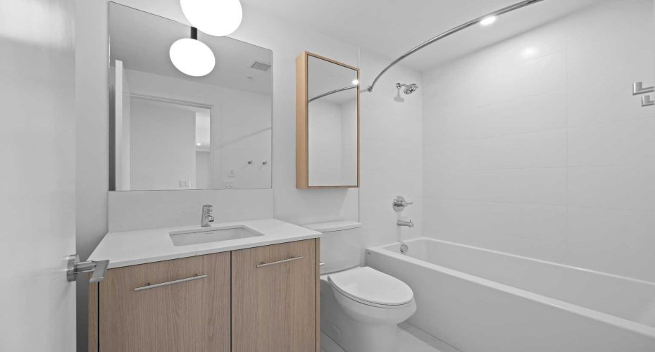 730 2 Avenue, Calgary, Alberta T2P 1R8, 2 Bedrooms Bedrooms, ,2 BathroomsBathrooms,Residential,For Sale,2,A2286080