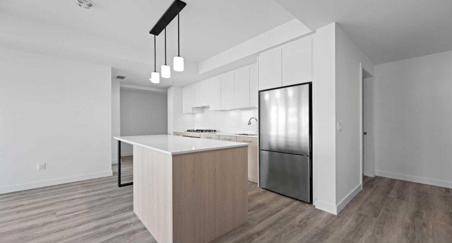 730 2 Avenue, Calgary, Alberta T2P 1R8, 2 Bedrooms Bedrooms, ,2 BathroomsBathrooms,Residential,For Sale,2,A2286080