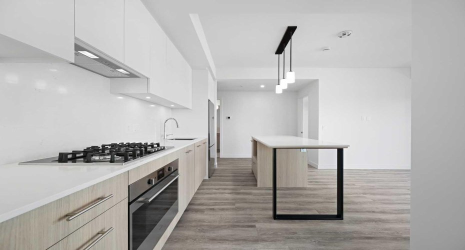 730 2 Avenue, Calgary, Alberta T2P 1R8, 2 Bedrooms Bedrooms, ,2 BathroomsBathrooms,Residential,For Sale,2,A2286080