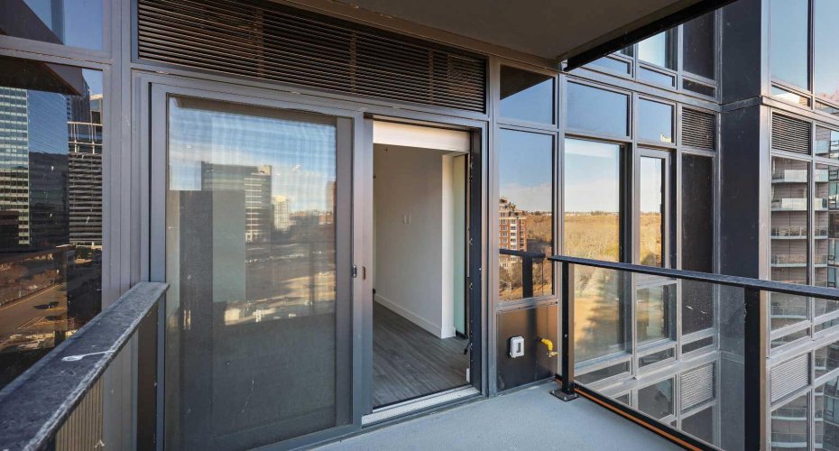 730 2 Avenue, Calgary, Alberta T2P 1R8, 1 Bedroom Bedrooms, ,1 BathroomBathrooms,Residential,For Sale,2,A2286081