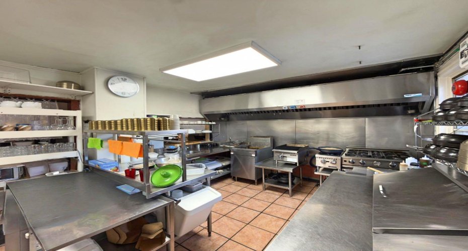 Cochrane, Alberta, ,Commercial,For Lease,A2286168