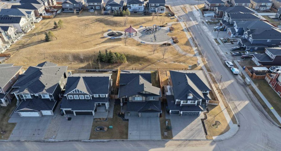 205 Aspenmere Way, Chestermere, Alberta T1X 0Y2, 4 Bedrooms Bedrooms, ,4 BathroomsBathrooms,Residential,For Sale,Aspenmere,A2286195