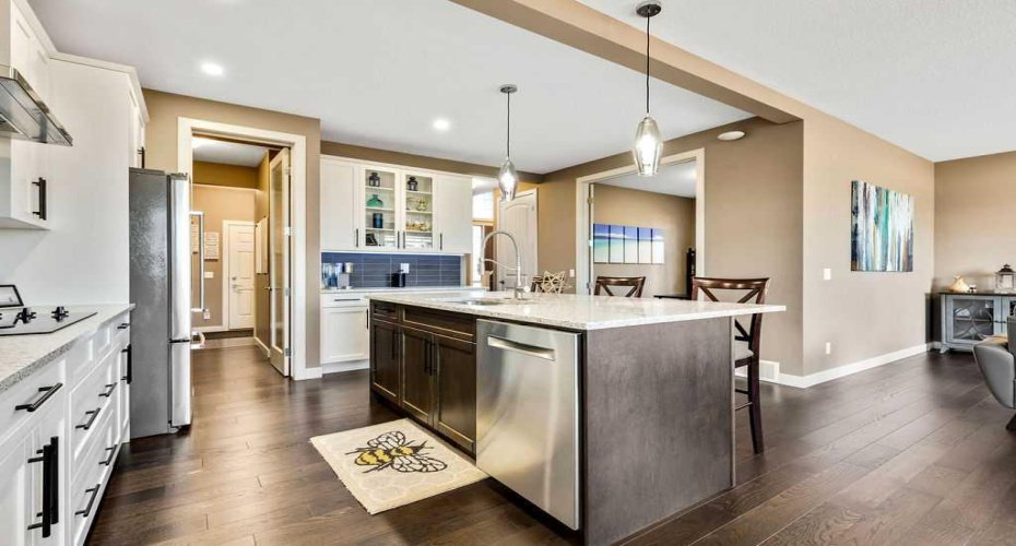 205 Aspenmere Way, Chestermere, Alberta T1X 0Y2, 4 Bedrooms Bedrooms, ,4 BathroomsBathrooms,Residential,For Sale,Aspenmere,A2286195