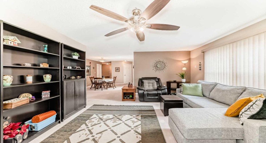 6800 Hunterview Drive, Calgary, Alberta T2K 6K5, 2 Bedrooms Bedrooms, ,2 BathroomsBathrooms,Residential,For Sale,Hunterview,A2286212