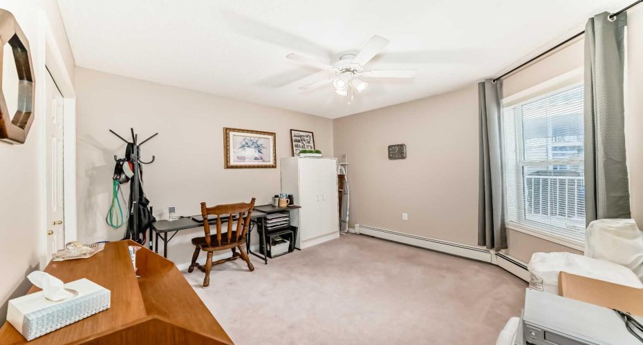 6800 Hunterview Drive, Calgary, Alberta T2K 6K5, 2 Bedrooms Bedrooms, ,2 BathroomsBathrooms,Residential,For Sale,Hunterview,A2286212