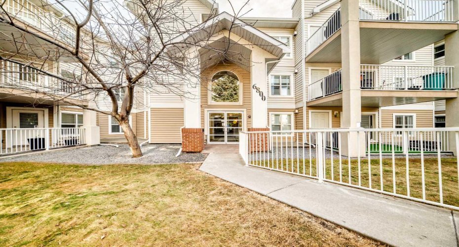 6800 Hunterview Drive, Calgary, Alberta T2K 6K5, 2 Bedrooms Bedrooms, ,2 BathroomsBathrooms,Residential,For Sale,Hunterview,A2286212