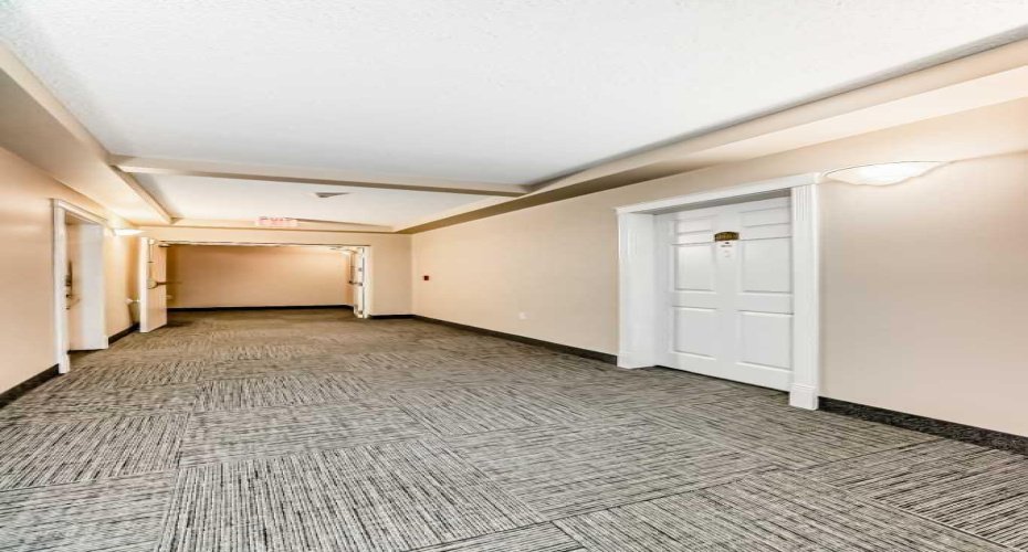 6800 Hunterview Drive, Calgary, Alberta T2K 6K5, 2 Bedrooms Bedrooms, ,2 BathroomsBathrooms,Residential,For Sale,Hunterview,A2286212