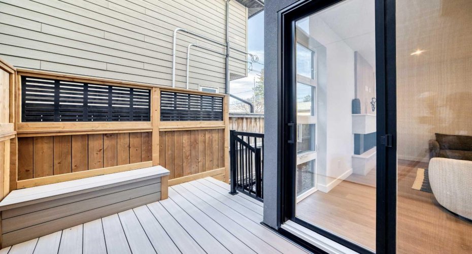 1607 37 Avenue, Calgary, Alberta T2T2h2, 3 Bedrooms Bedrooms, ,4 BathroomsBathrooms,Residential,For Sale,37,A2286214