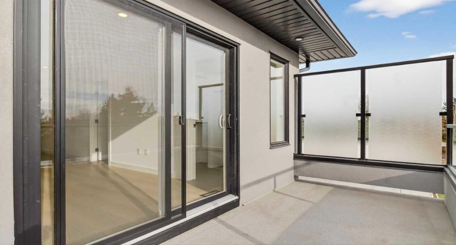 3rd Floor Balcony w/ Glass Railing