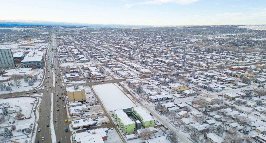 1740 9 Street, Calgary, Alberta T2M 4Z5, 1 Bedroom Bedrooms, ,1 BathroomBathrooms,Residential,For Sale,9,A2274422