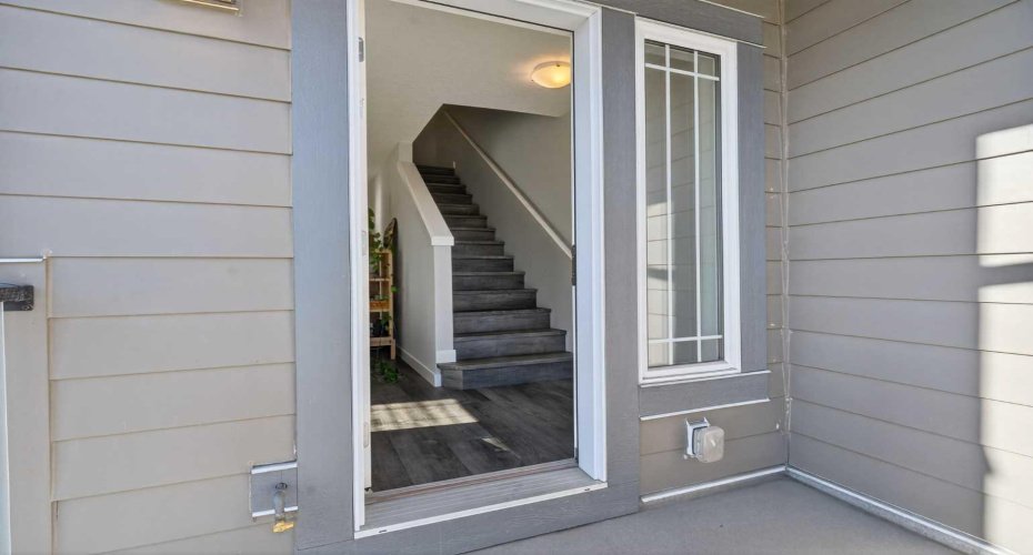 79 Auburn Meadows Street, Calgary, Alberta T3M 2S1, 2 Bedrooms Bedrooms, ,3 BathroomsBathrooms,Residential,For Sale,Auburn Meadows,A2284749