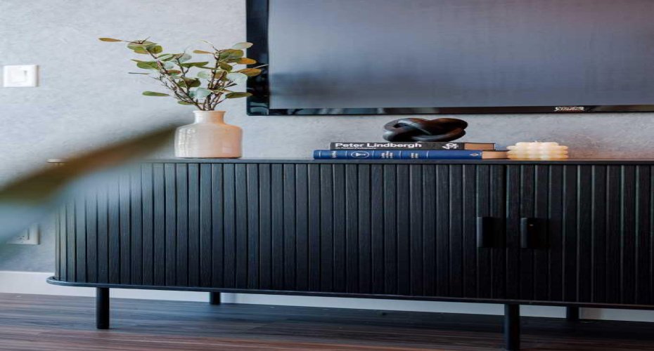 530 3 Street, Calgary, Alberta T2G2L8, 2 Bedrooms Bedrooms, ,2 BathroomsBathrooms,Residential,For Sale,3,A2286260