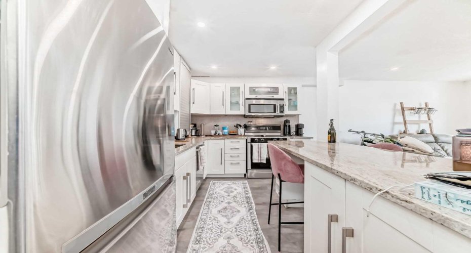 1817 16 Street, Calgary, Alberta T2T 4E3, 1 Bedroom Bedrooms, ,1 BathroomBathrooms,Residential,For Sale,16,A2286283