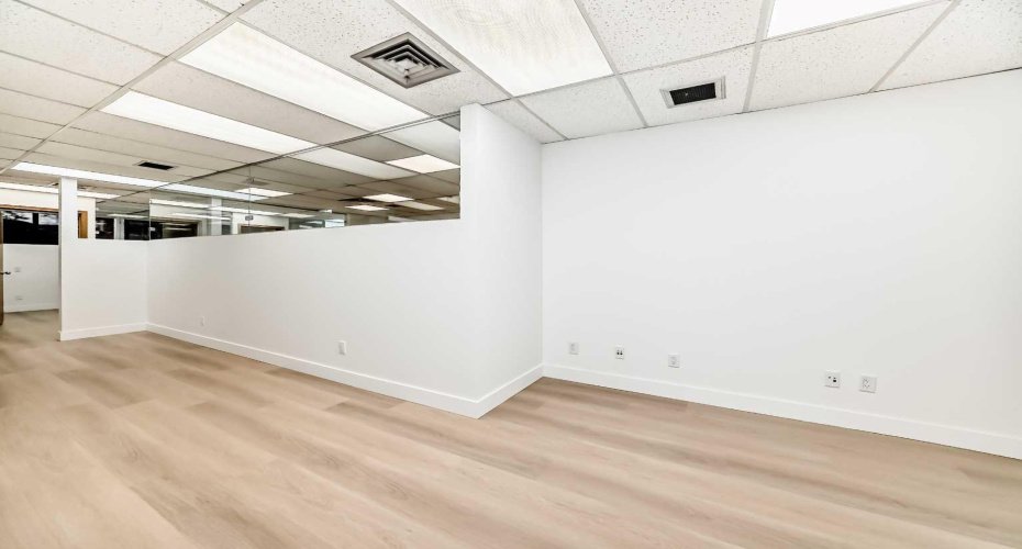2139 4 Avenue, Calgary, Alberta T2N 0N6, 0 , 0 ,0,Commercial,For Lease,4,0,A2286604
