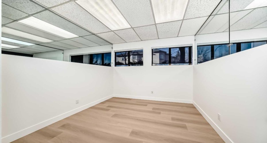 2139 4 Avenue, Calgary, Alberta T2N 0N6, 0 , 0 ,0,Commercial,For Lease,4,0,A2286604