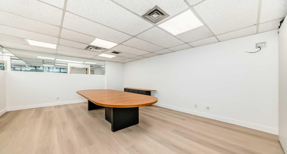 2139 4 Avenue, Calgary, Alberta T2N 0N6, 0 , 0 ,0,Commercial,For Lease,4,0,A2286604