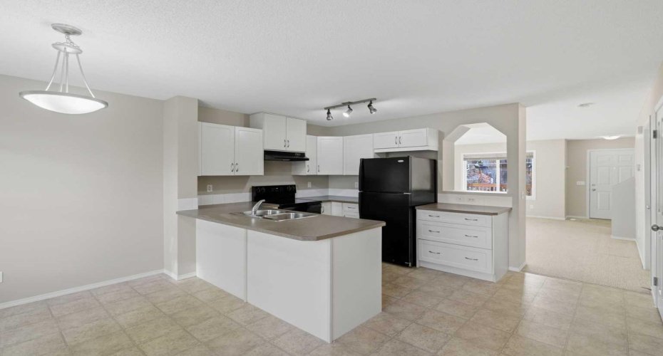 105 Drake Landing Common, Okotoks, Alberta T1S 0C9, 3 Bedrooms Bedrooms, ,2 BathroomsBathrooms,Residential,For Sale,Drake Landing,A2279864