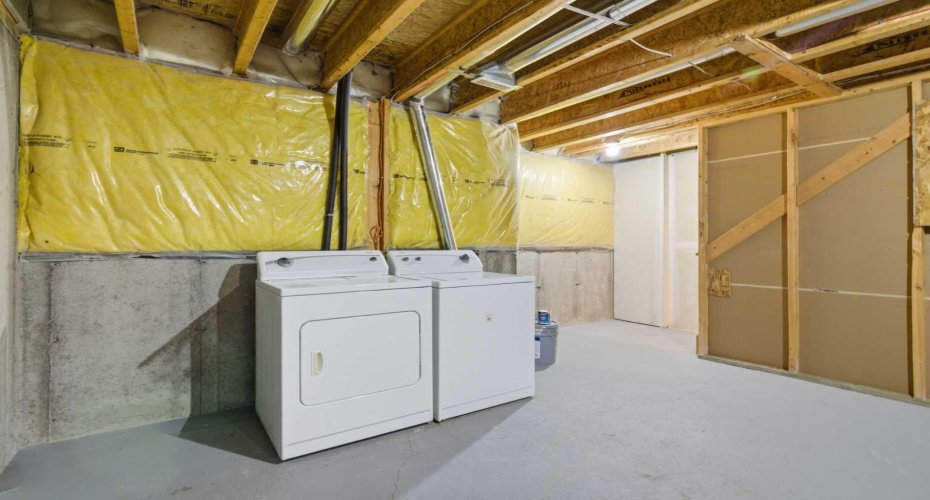 105 Drake Landing Common, Okotoks, Alberta T1S 0C9, 3 Bedrooms Bedrooms, ,2 BathroomsBathrooms,Residential,For Sale,Drake Landing,A2279864