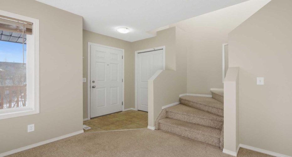 105 Drake Landing Common, Okotoks, Alberta T1S 0C9, 3 Bedrooms Bedrooms, ,2 BathroomsBathrooms,Residential,For Sale,Drake Landing,A2279864